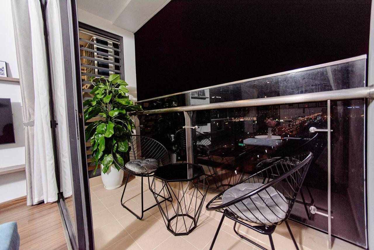 Aspaces Serviced Apartments - Vinhomes West Point Hanoi Esterno foto